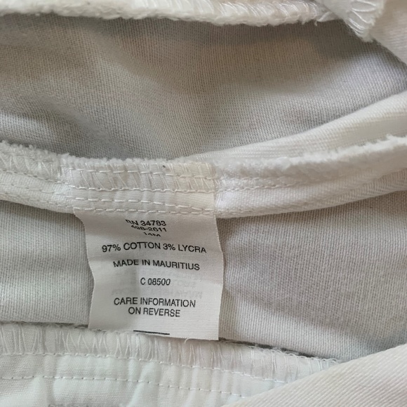 Capris - Picture 4 of 4